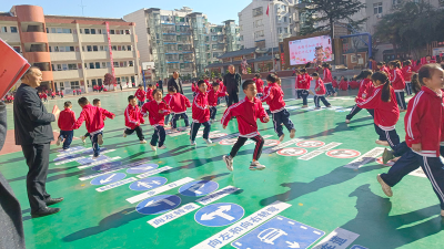 房县实验小学举办“立德树人 德育同行”现场会  