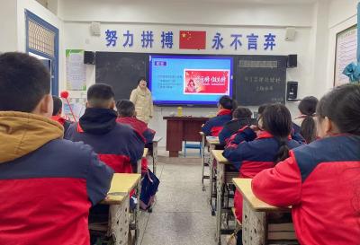 大木厂镇大木小学：开展弘扬雷锋精神主题活动