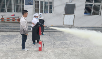 上龛乡上龛学校：开展消防安全培训筑牢校园安全“防火墙”