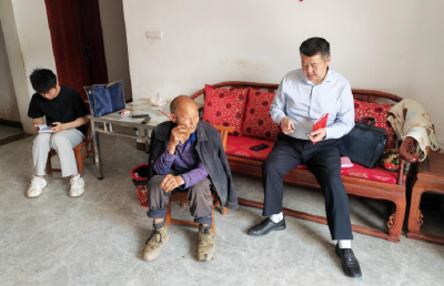 上龛乡：足印农家送温暖 民政关怀暖人心