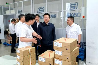 谢晓鸣调研企业运行和项目建设情况