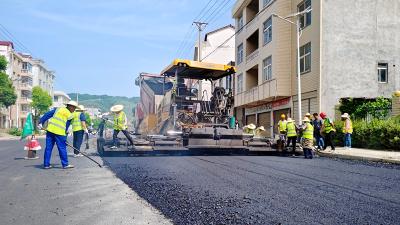 房县军窑路五一全线贯通