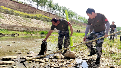 房县退役军人“南水北调守井人”志愿服务队开展第45次守水护水活动