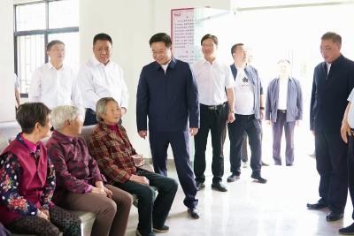 谢晓鸣调研督导群众身边不正之风和腐败问题集中整治工作