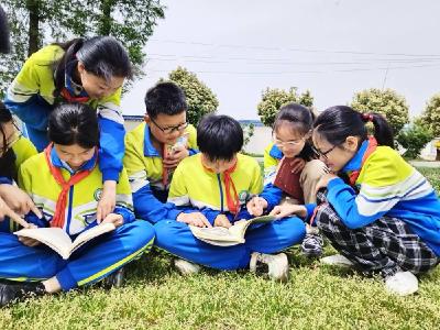 月明小学：书香四“阅”春满园  多维阅读赋成长