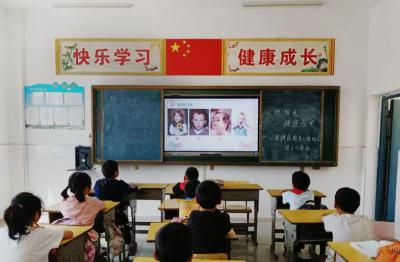 门古寺镇项家河小学：开展心理健康主题班会 助力学生阳光成长