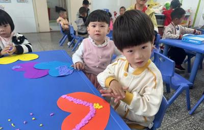 门古寺镇中心幼儿园：童心颂母恩 巧手寄深情