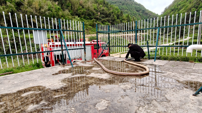 房县窑淮镇西沟村：干群齐心共渡饮水难关