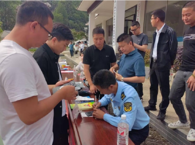 上龛乡：文明实践活动开市集 市场监管服务惠民生