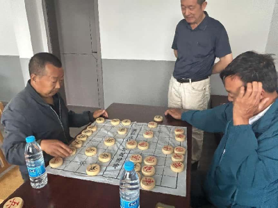 白鹤镇：以棋会友促和谐  邻里欢聚暖伏溪