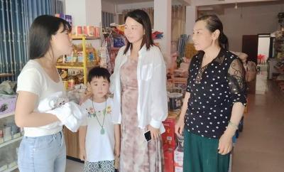 门古寺镇中心幼儿园：开展暑期走访牢安全防线