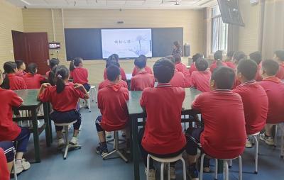 房县东城小学教联体：放松心情轻松迎考