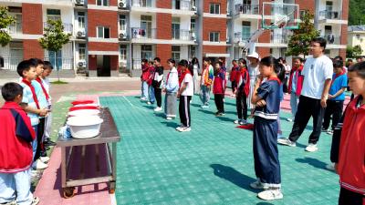 土城小学：沉浸式“憋气体验” 筑牢防溺水安全意识