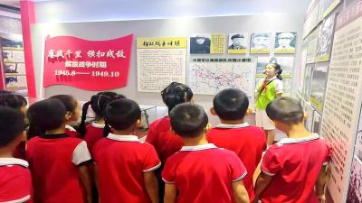 房县青峰镇中心幼儿园：幼小衔接 快乐启航