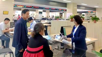 【为民办实事 我们在行动】15分钟跨省协作！房县让抖音网购农机补贴 “零障碍”