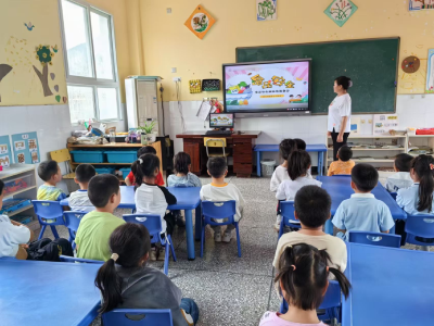 窑淮镇中心幼儿园：“食”刻守护  安全“童”行