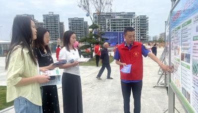 房县开展2025年“六五”环境日主题宣传活动