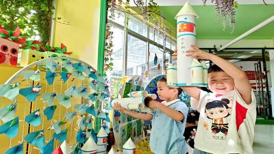 房县幼儿园：艺彩绽放 畅想未来