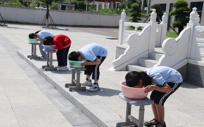 房县东城小学晓阳校区开展沉浸式防溺水安全教育活动