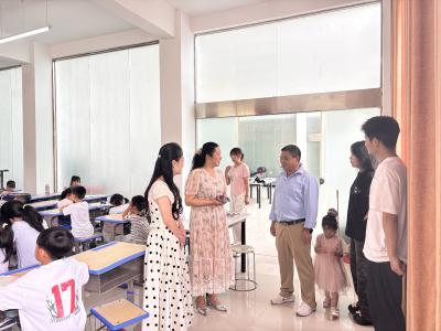 我帮忙带娃，你安心上班！房县总工会心系职工