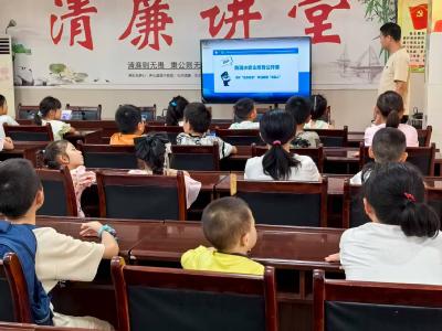 ​军店镇中村村：“清廉讲堂”变身安全课堂 防溺知识守护“生命泡泡”