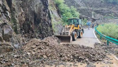 暴雨中的“主心骨”：廖河村支书桂元平