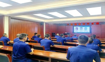 房县人民医院心理专家为县消防救援队员开展心理健康讲座
