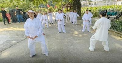 房县体育局：太极教学进乡村赋能健康生活