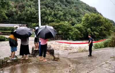 气象防灾“前哨”发力：房县多级联动成功应对7·6强对流天气
