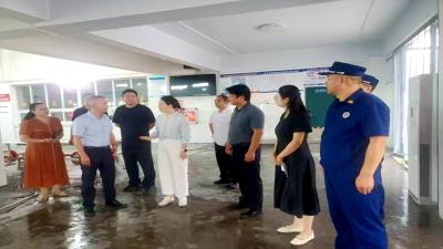 房县红塔镇：开展安全大检查 全力护航校园安全