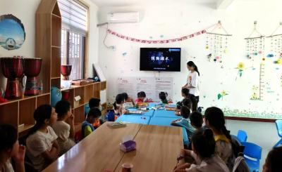 房县化龙堰镇：关爱筑防线 暑期护童安