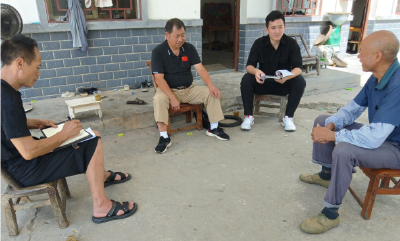 青峰镇：“铁脚板”走出“连心路”