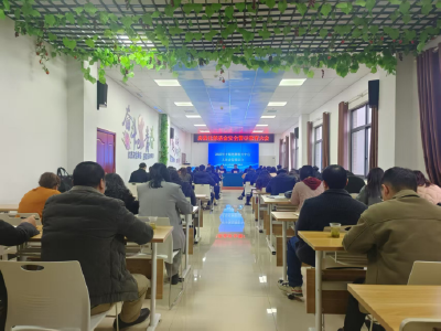房县人社局：以警示教育为盾 筑牢社保基金安全防线