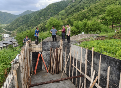 姚坪乡庆口村：心系群众办实事  维修水塔解民忧