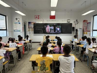 窑淮学校：缅怀抗战先烈 传承红色基因