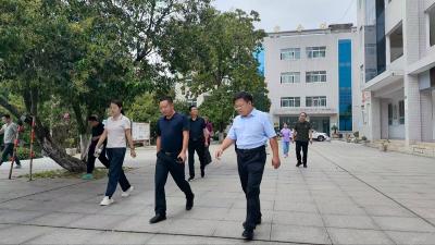 门古中学迎2025秋季开学督导 