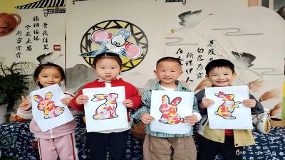 房县幼儿园：古韵中秋 “童”享欢乐