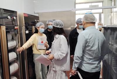 房县城关一中：以师生需求为导向筑牢食品安全防线