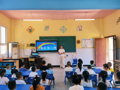 窑淮镇中心幼儿园：童趣满校 “第一课”  筑牢成长新起点