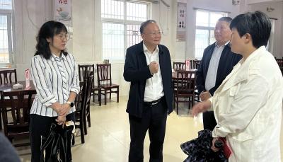 市人大常委会调研组来房调研监察机关整治群众身边不正之风和腐败问题工作情况