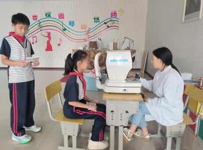 房县东城小学：守护“瞳”真 点亮“睛”彩