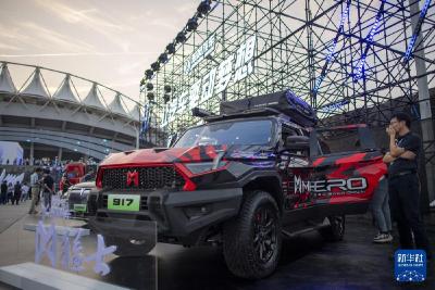 时光相册丨从深山创业到科技跃迁——东风汽车筑梦56载