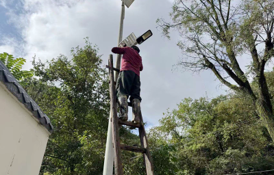 野人谷镇：巡察解忧亮路灯 民生答卷暖民心