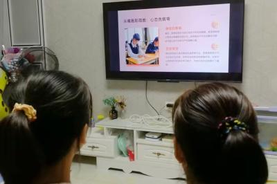 房县城关一中：家校同心共育 助力学子启航