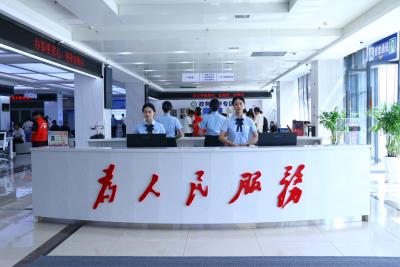 房县：改革“小窗口” 优化“大环境” 保障“快落地”