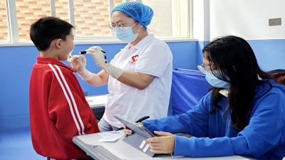 房县实验小学：开展健康监测 守护学生健康成长