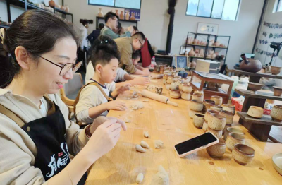 窑淮镇：双节文旅融合显成效 窑淮窑景区展魅力