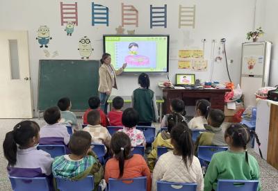 门古寺镇中心幼儿园：趣味课堂播撒节粮种子