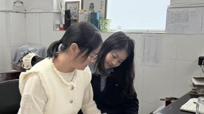 门古中学开展师徒结对听评课活动