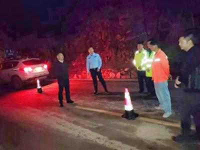 房县交通运输局：开展节前安全大体检  筑牢双节出行防护网